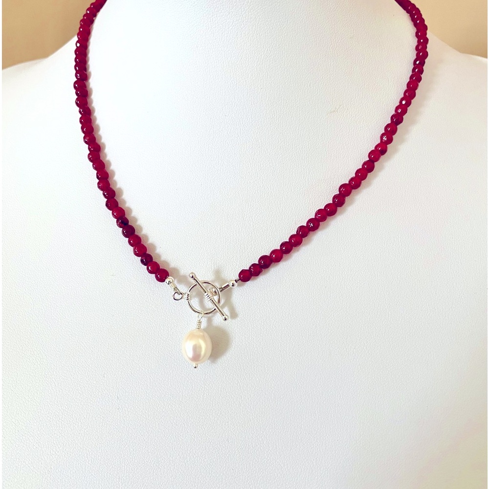 Pearl red chalcedony necklace